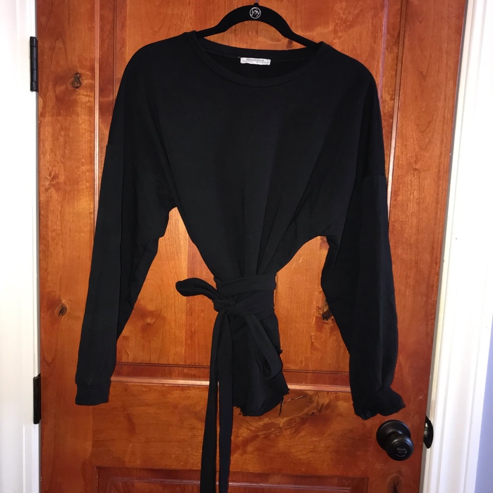 Zara Black Tied Sweaters